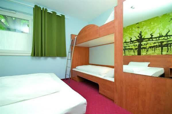 Hotel B&B Hotel Heilbronn 3*